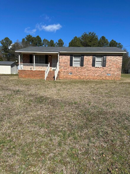 2116 Lovelace Rd, Lincolnton, GA 30817
