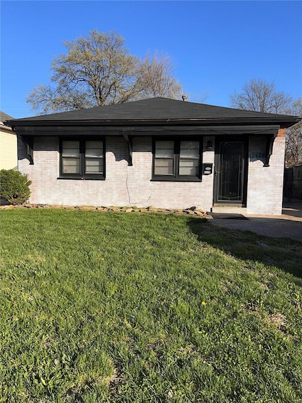 2628 Grand Ave, Granite City, IL 62040