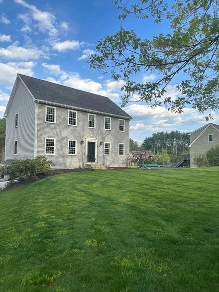 76 Old Douglas Rd, West Brookfield, MA 01585