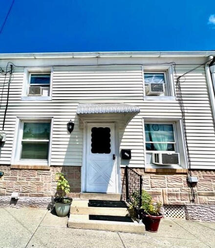 119 Furnace St, Allentown, PA 18102