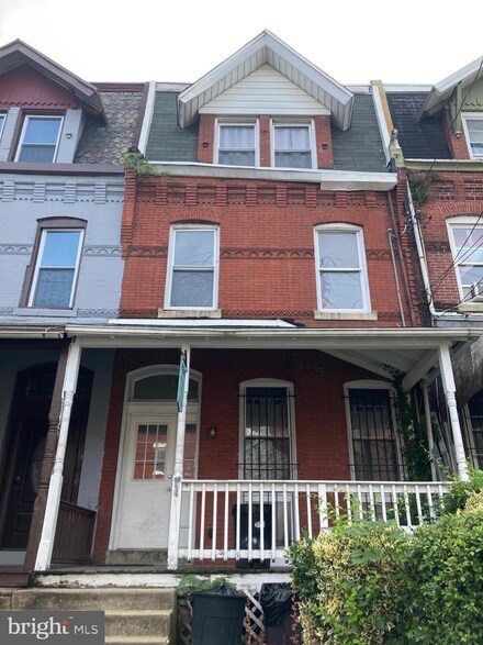 426 N 32nd St, Philadelphia, PA 19104