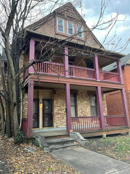 33 Clark Place Unit 35, Columbus, OH 43201