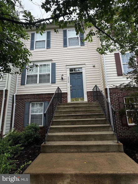 6813 Avalon Isle Way, Gainesville, VA 20155