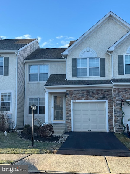 1448 Sweetbriar Dr, Jamison, PA 18929