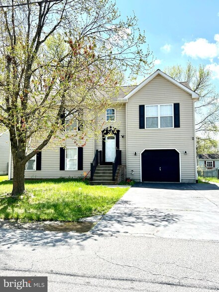622 Old Harmony Rd, Newark, DE 19711