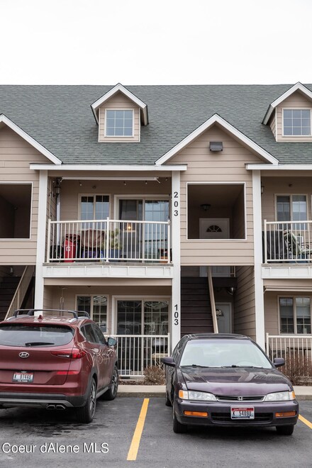 842 N Chase Rd Unit 203, Post Falls, ID 83854