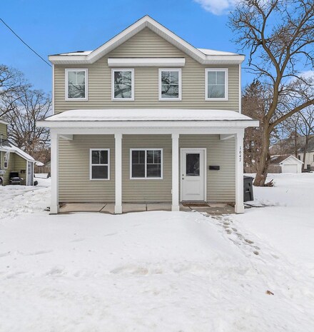 1647 Terrace St, Muskegon, MI 49442