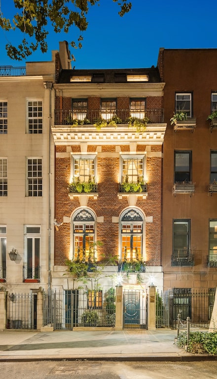 163 E 64th St, New York, NY 10065