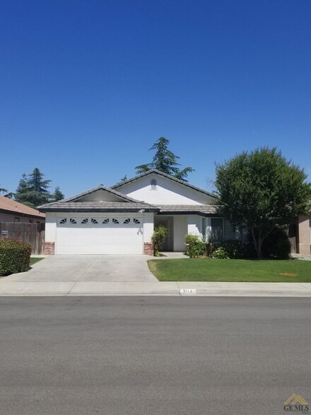3114 Colville Ave, Bakersfield, CA 93312