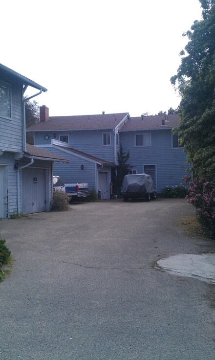 1018 Carpinteria St Unit 3, Santa Barbara, CA 93103