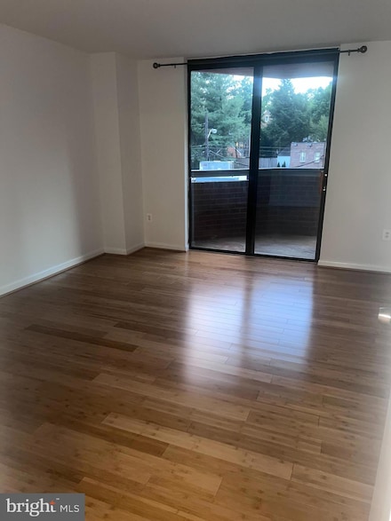 4444 Connecticut Ave NW Unit 303, Washington, DC 20008