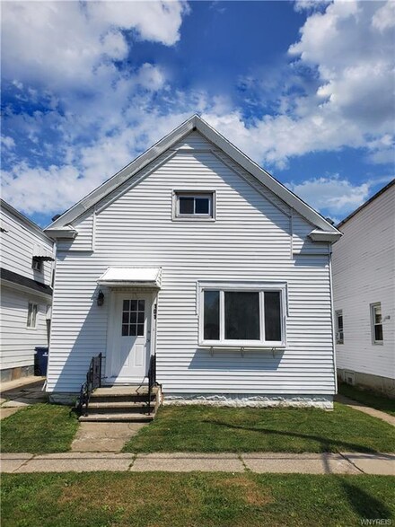 101 Weimar St, Buffalo, NY 14206