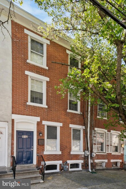 912 W Washington St, Norristown, PA 19401