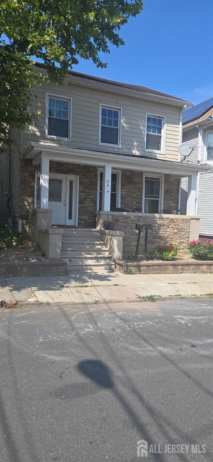 94 Jefferson St, Perth Amboy, NJ 08861