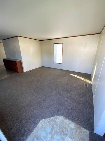 1907 Borman Ct Unit 92, Milford, MI 48381