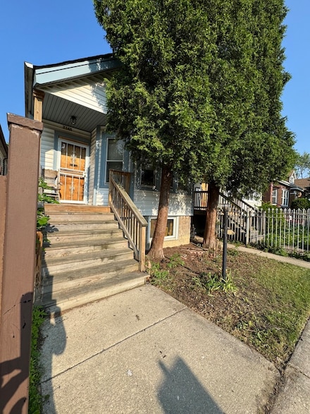 7145 S Seeley Ave, Chicago, IL 60636