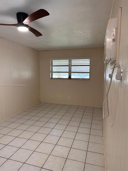 1919 N 38th Ave Unit 1, Hollywood, FL 33021