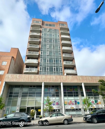 859 60th St Unit 9A, Brooklyn, NY 11220