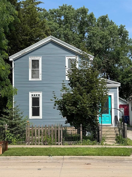 650 Broad St, Oshkosh, WI 54901
