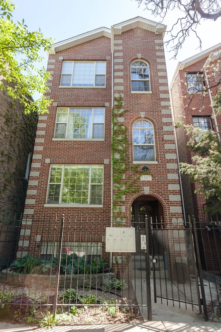 1357 N Artesian Ave Unit 2, Chicago, IL 60622