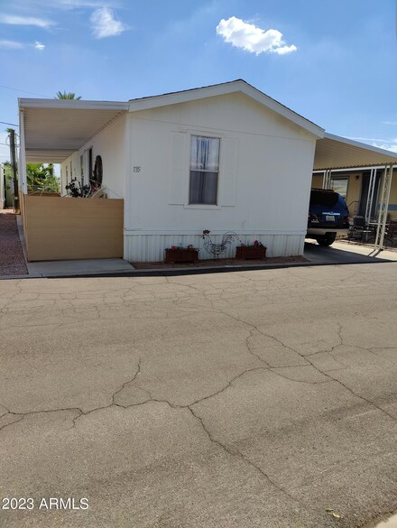 2121 N Center St Unit 135, Mesa, AZ 85201