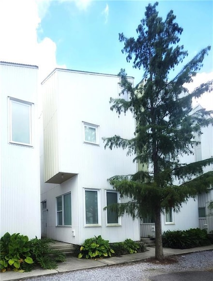 3122 Saint Thomas St, New Orleans, LA 70115