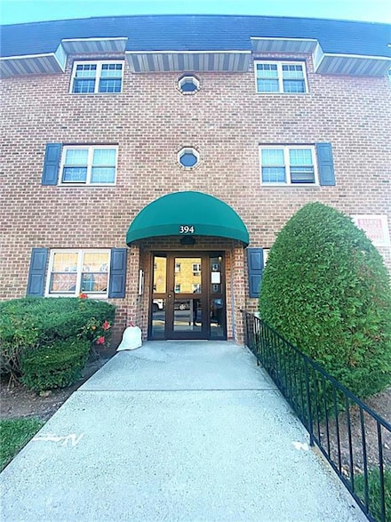 394 Maryland Ave Unit 2A, Staten Island, NY 10305