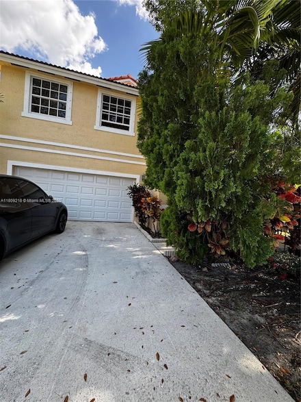 15076 SW 51st St, Davie, FL 33331