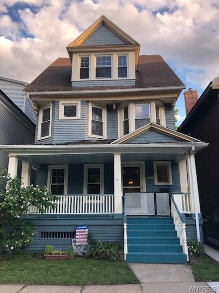 46 Vernon Place, Buffalo, NY 14214