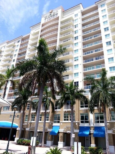 3020 NE 32nd Ave Unit 623, Fort Lauderdale, FL 33308