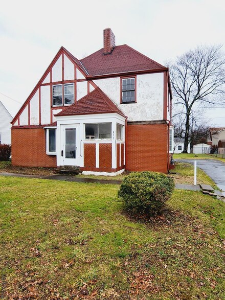 812 Goucher St, Johnstown, PA 15905