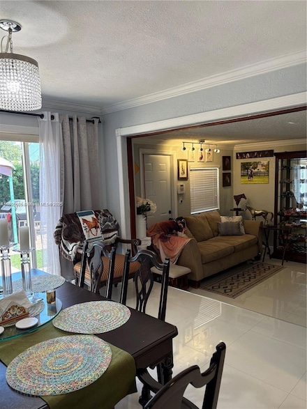 7430 Buchanan St, Hollywood, FL 33024