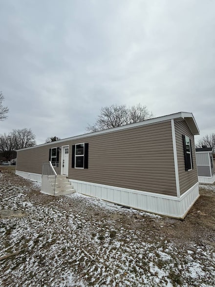136 E Arlington Dr, Somerset, PA 15501