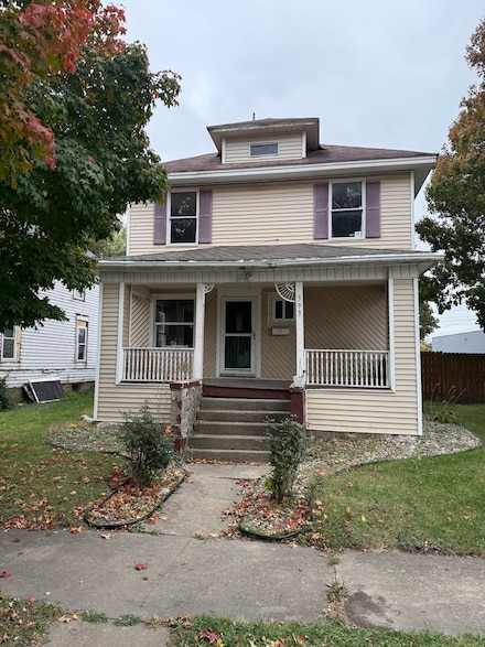 393 N 6th Ave, Kankakee, IL 60901