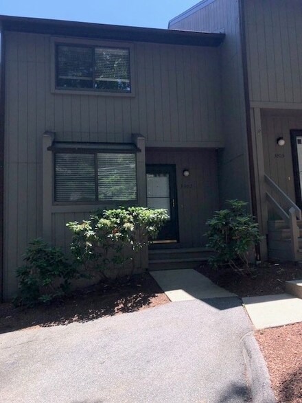 5 Wake Robin Rd Unit 3302, Lincoln, RI 02865