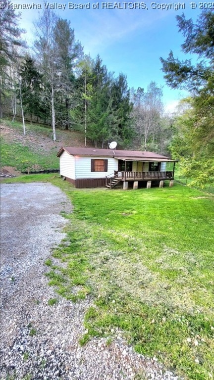 11241 Spencer Rd, Leroy, WV 25252