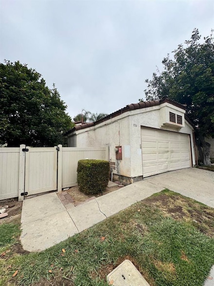 956 S 45th St, San Diego, CA 92113