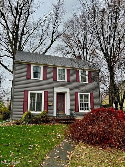 222 Columbia Ave, Elyria, OH 44035