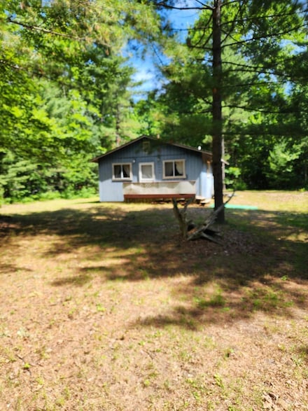 7505 Riverside Dr, Saint Helen, MI 48656