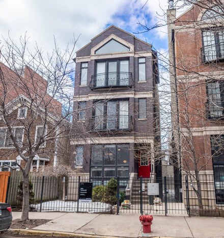 1628 N Bosworth Ave Unit 1, Chicago, IL 60642