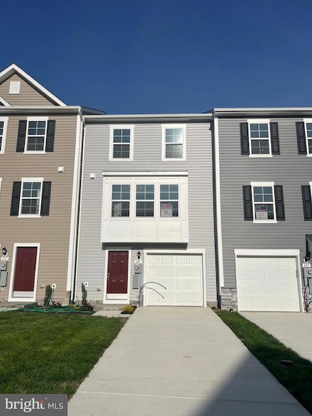 241 Clifton Manor, Falling Waters, WV 25419