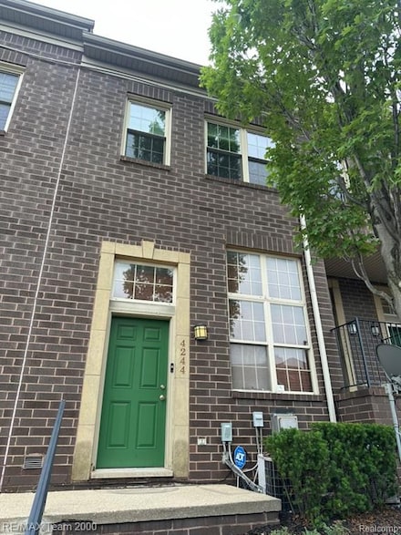 4244 Schaefer Rd Unit 7, Dearborn, MI 48126