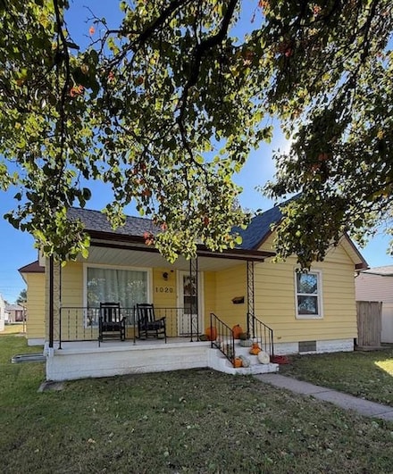 1020 Carroll Ave, Larned, KS 67550