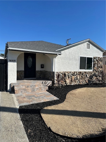 1665 E Washington St, Long Beach, CA 90805