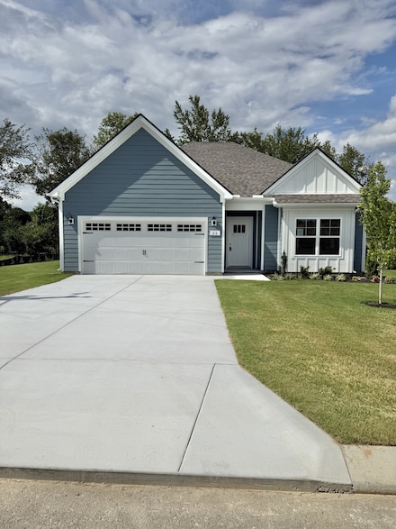 26 Country Cir, Manchester, TN 37355