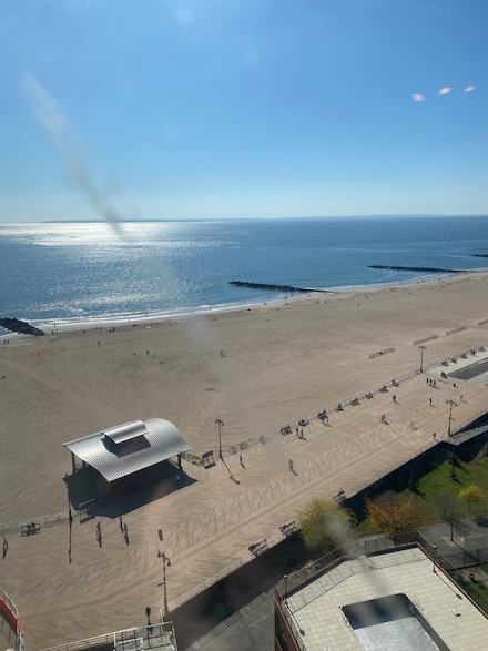 50 Brighton 1st Rd Unit 2K, Brooklyn, NY 11235
