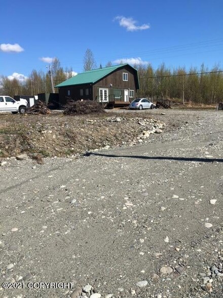 20256 W Lakes Blvd, Wasilla, AK 99654