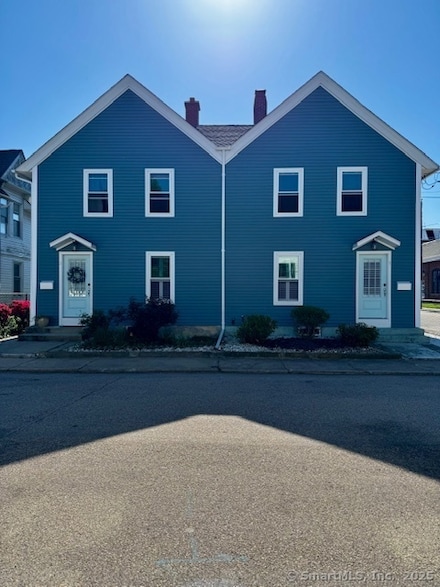 1 Bradley St, Stonington, CT 06378