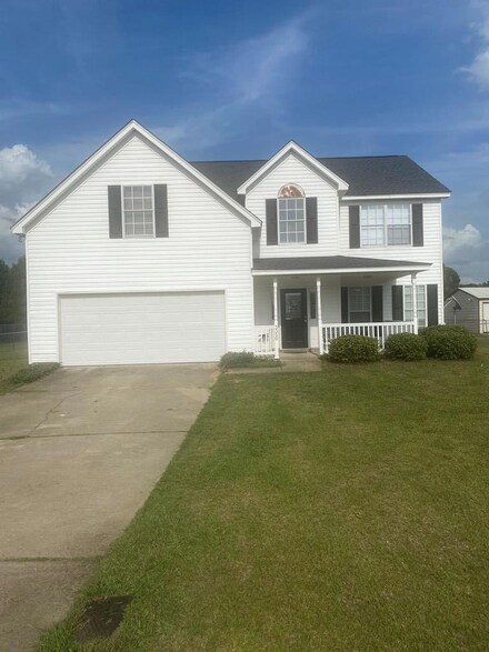 3350 Annie St, Dalzell, SC 29040