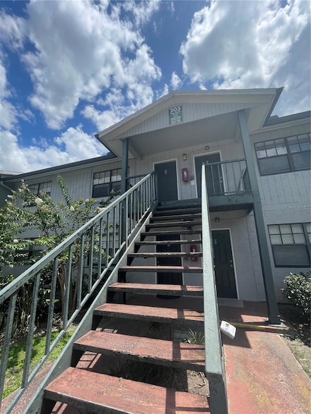 203 Pine Violet Ct Unit 202, Tampa, FL 33612
